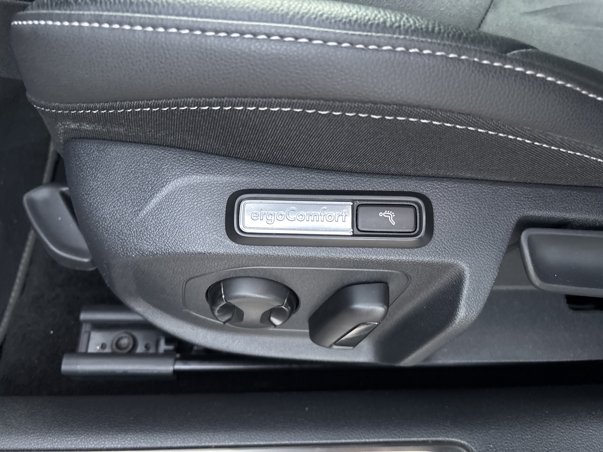 13df415c-caf1-4335-a0f6-fefef16a6663