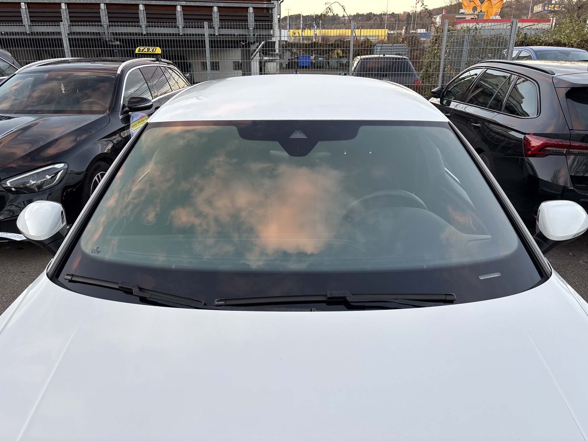 c9a763fe-c389-463a-a514-c66386582c7c