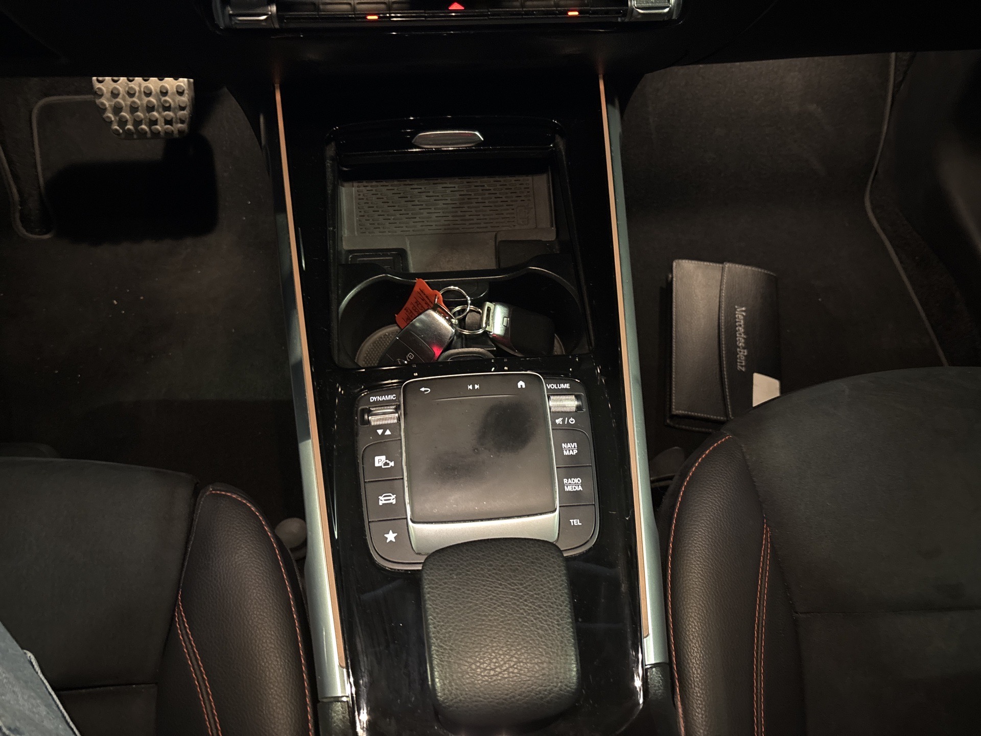 6dd9100c-fd7a-4183-9d2e-933bb7cb1ca5