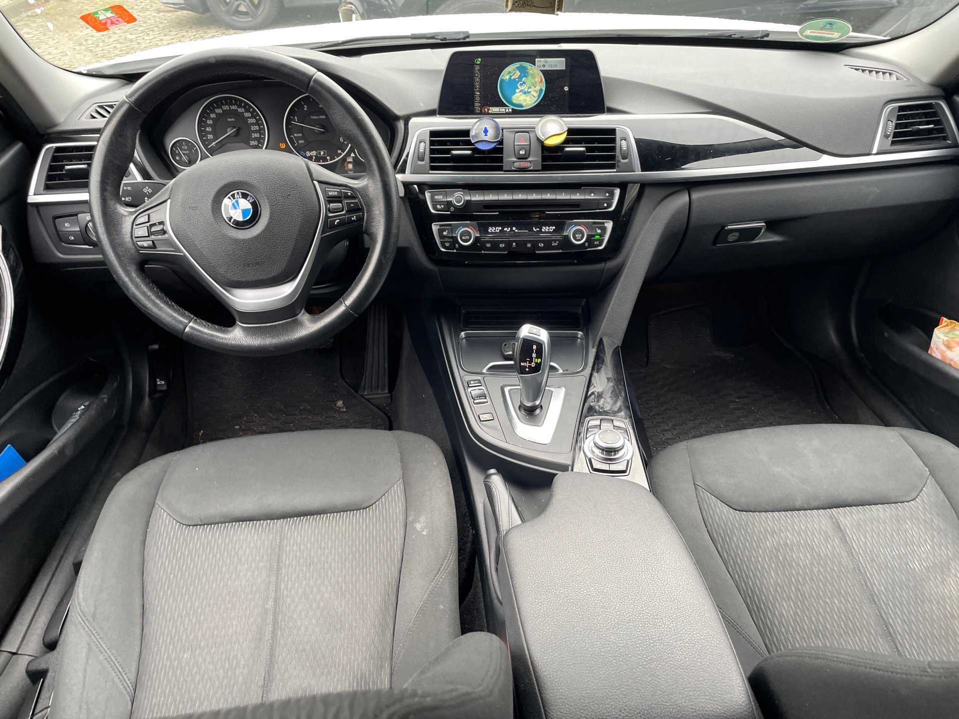 998f4fb0-ca45-434d-bbcc-7f2bbbd3b546