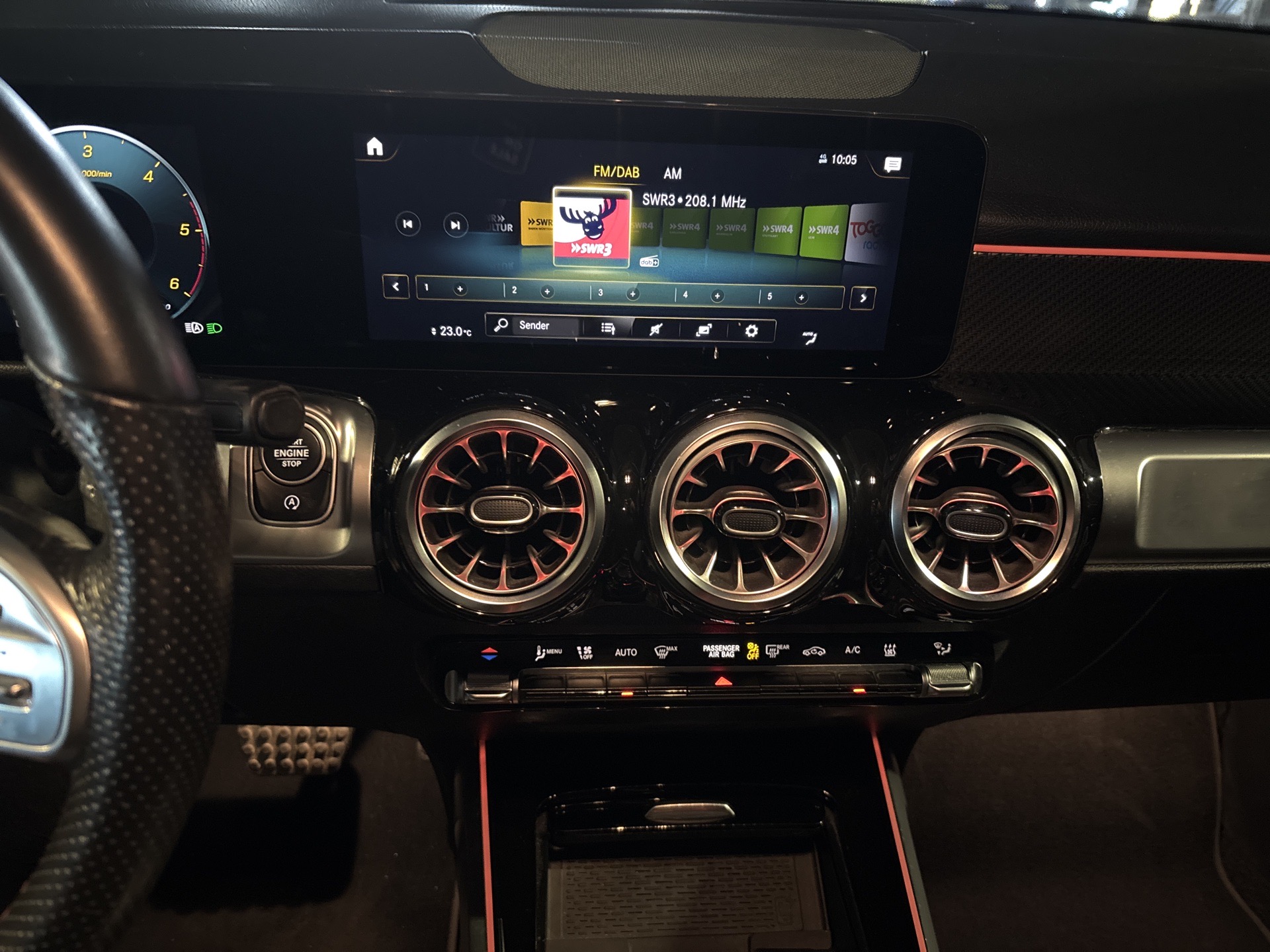 dcbc0e1e-7075-4f0b-883a-dee06d0bdb16