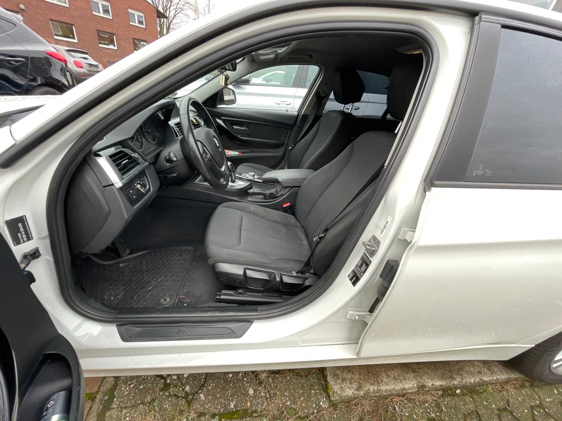 e75b34e4-51cd-4544-a2e9-72cfc9f3388a