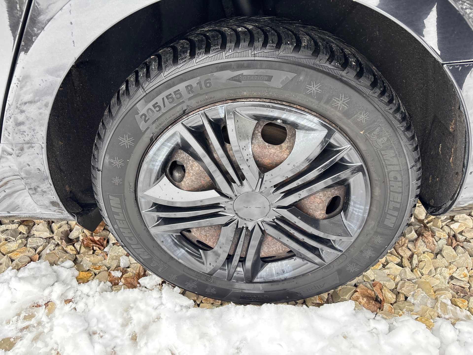 3bb9dfb2-d37e-468e-8c93-fe1b845f95e9