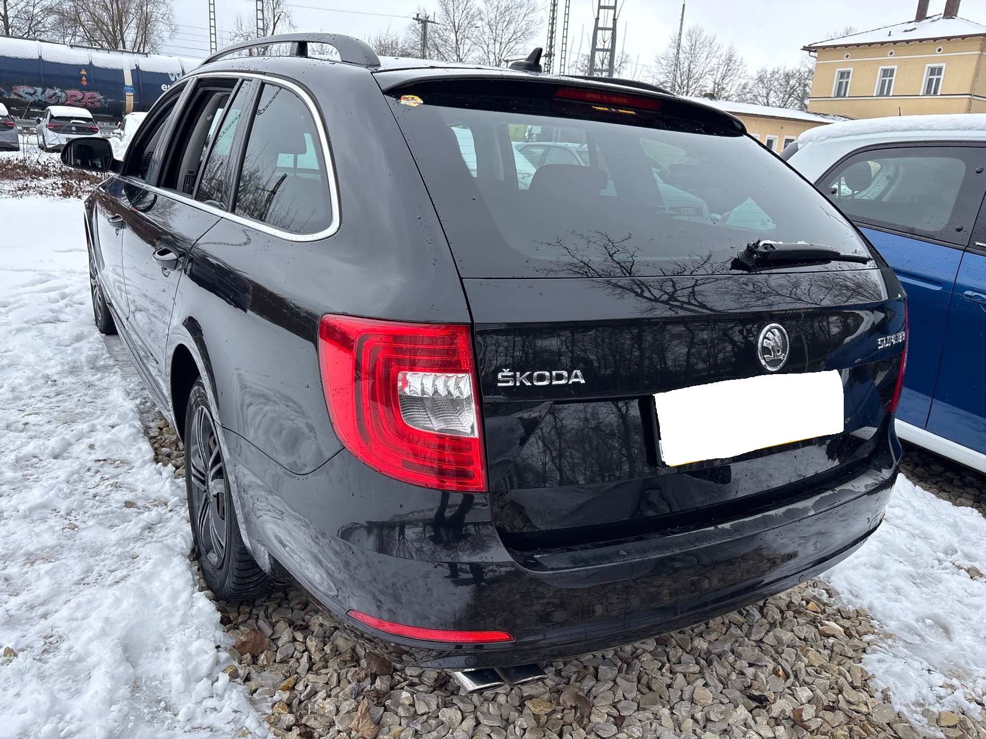 992768c4-6f33-4b16-abed-4691f9d44285