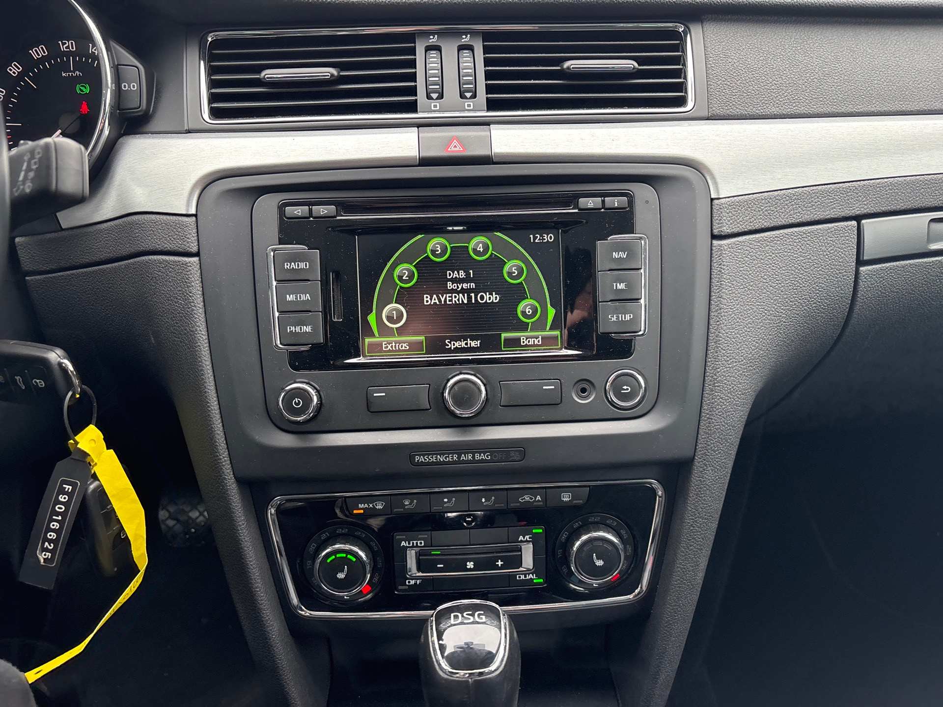 c9d9125f-e53a-4433-8d5f-e043cc660292