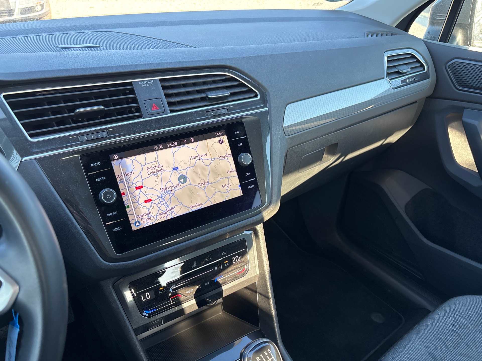 02b374a2-5f34-41a8-99fd-00efd5d92d61