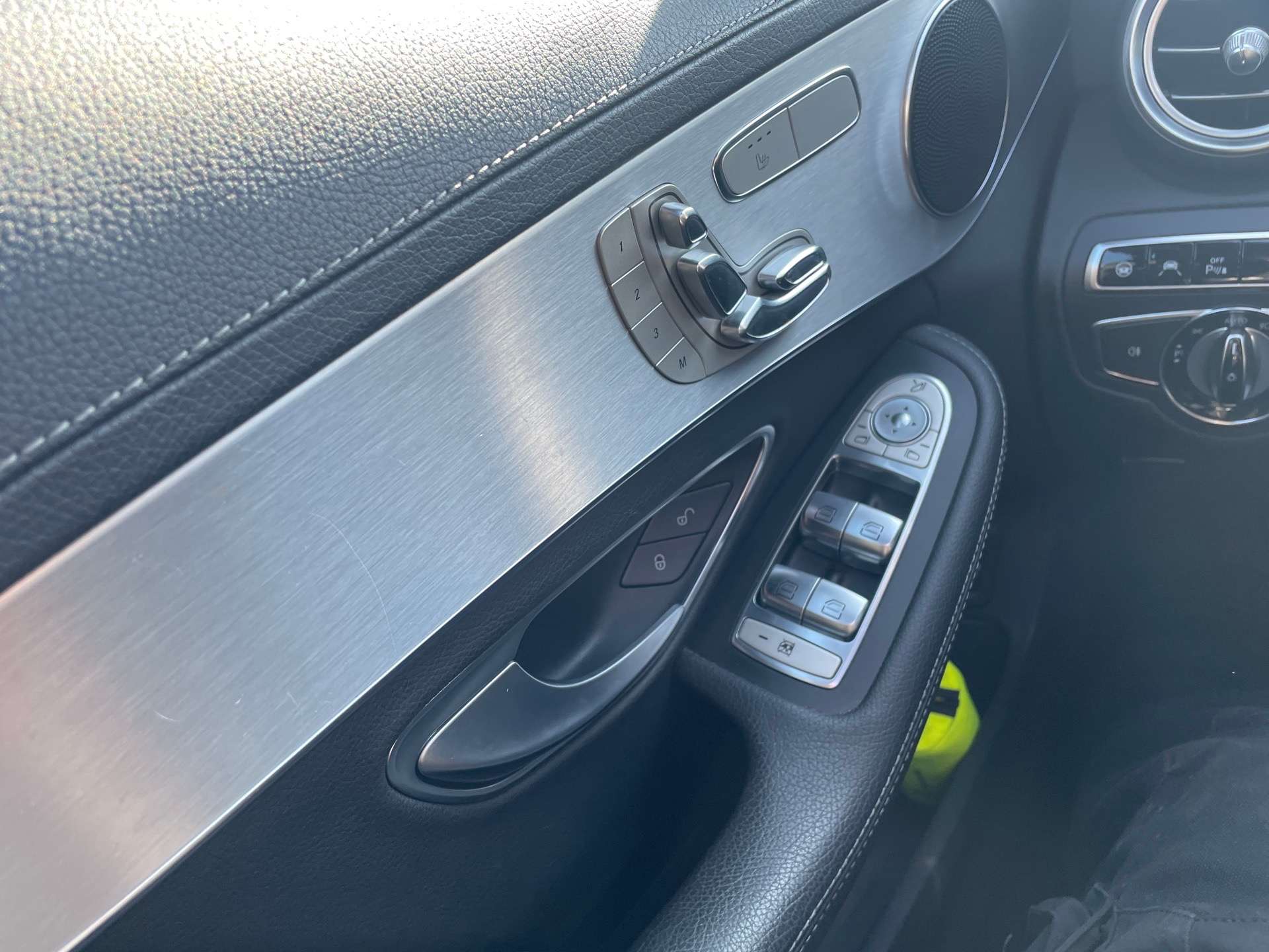 3fb41e85-356c-401b-92eb-d50728a816e9