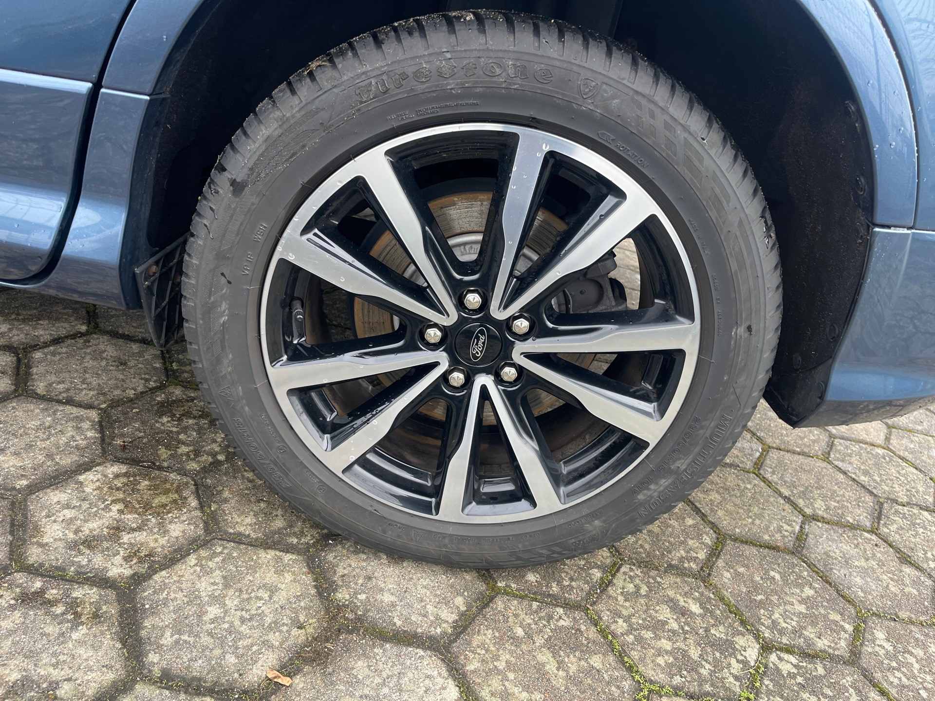 9912b0ff-43c1-4931-9853-23ac0eca3393